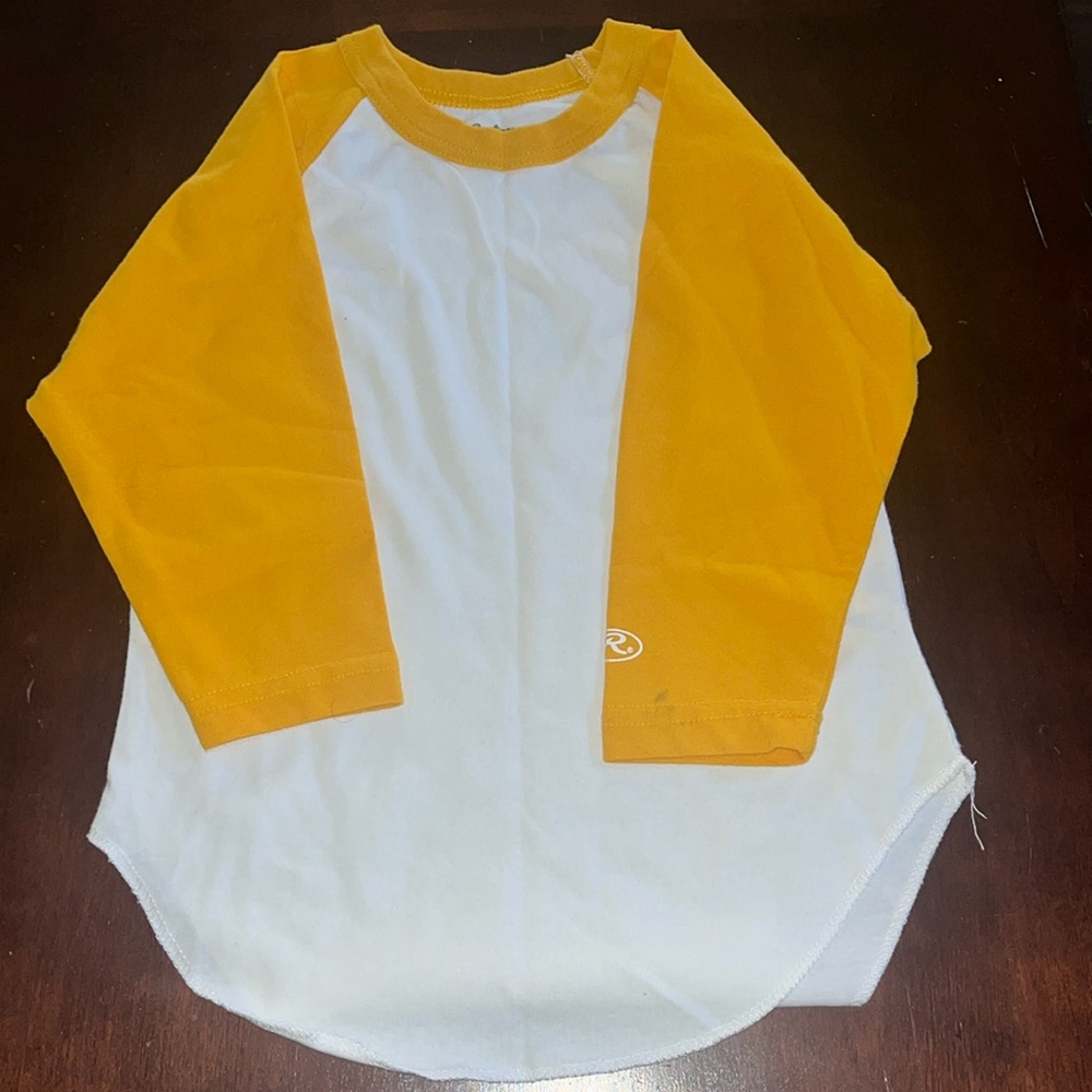 Yellow baseball tee - size XS youth